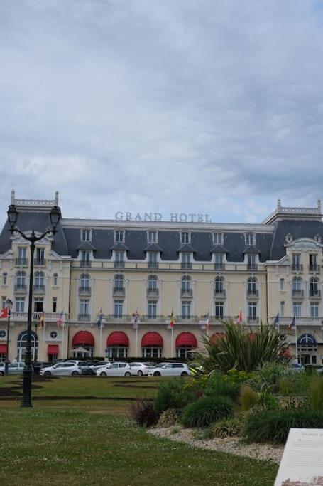 Appartement 3 Pieces - Cabourg Bagian luar foto